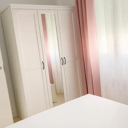 Apartment California 2b Baeza